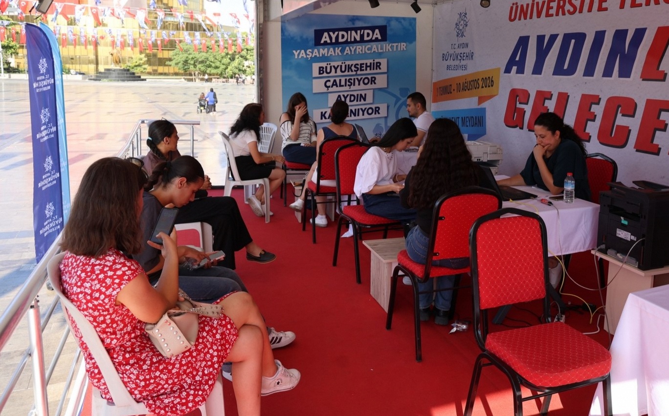 BELEDİYE BAŞKANI ÇERÇİOĞLU'NDAN ÜNİVERSİTE ADAYLARINA ÜCRETSİZ DANIŞMANLIK